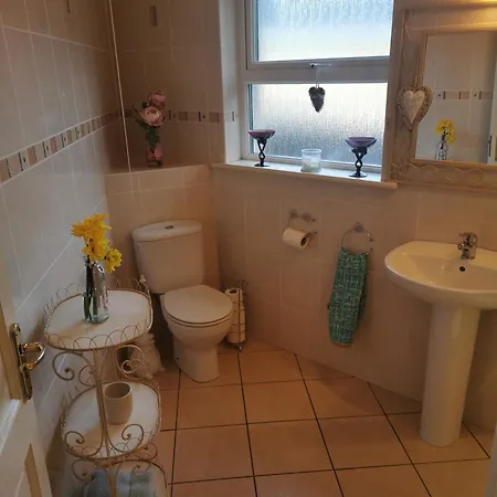 Greenmile House, * Kilmeaden