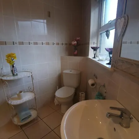 Greenmile House, * Kilmeaden